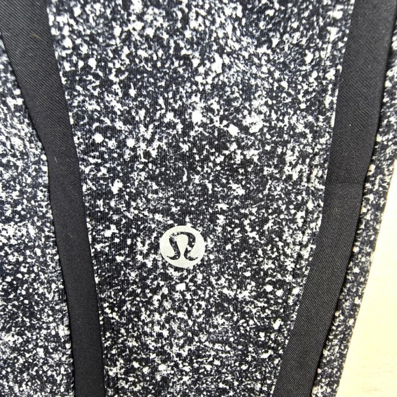 Lululemon Sz 8 Sleek & Strong Tight Leggings Diffuse Starlight Black Speckled - Picture 8 of 15